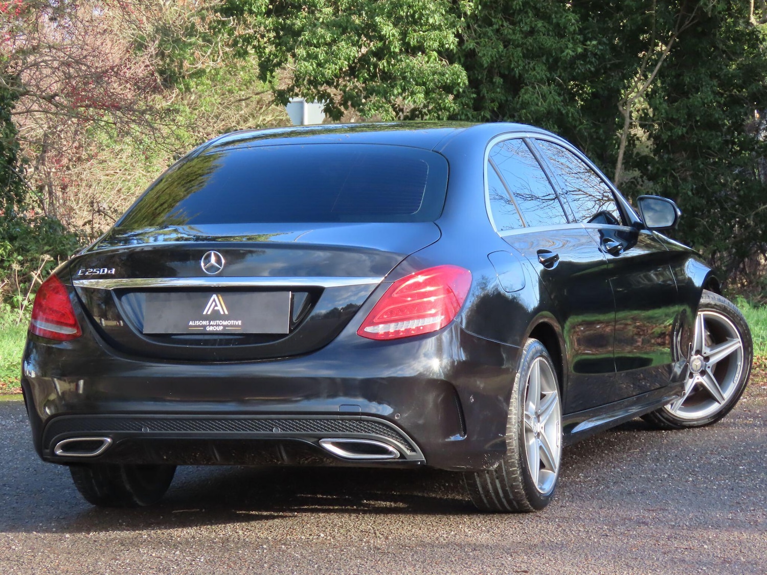 Used Mercedes-Benz C Class 2015 for sale - 77131196: Photo 5