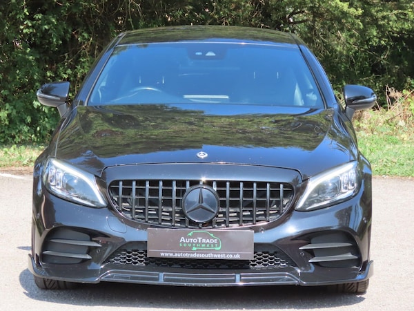 Used Mercedes-Benz C-Class 2018 for sale - 75563843: Photo 3