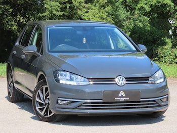 Used Volkswagen Golf 2019 for sale - 78728140: Photo