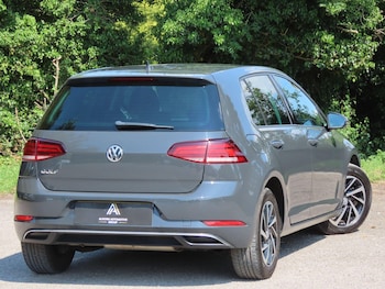 Used Volkswagen Golf 2019 for sale - 78728140: Photo