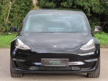 Used Tesla Model 3 2019 for sale - 76059787: Photo 2