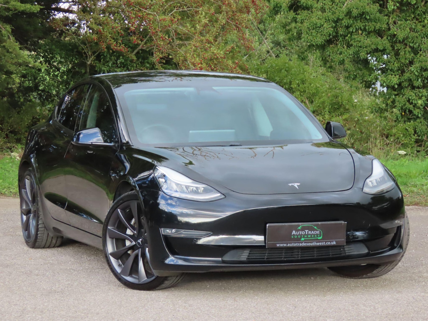 Used Tesla Model 3 2019 for sale - 76059787: Photo 3