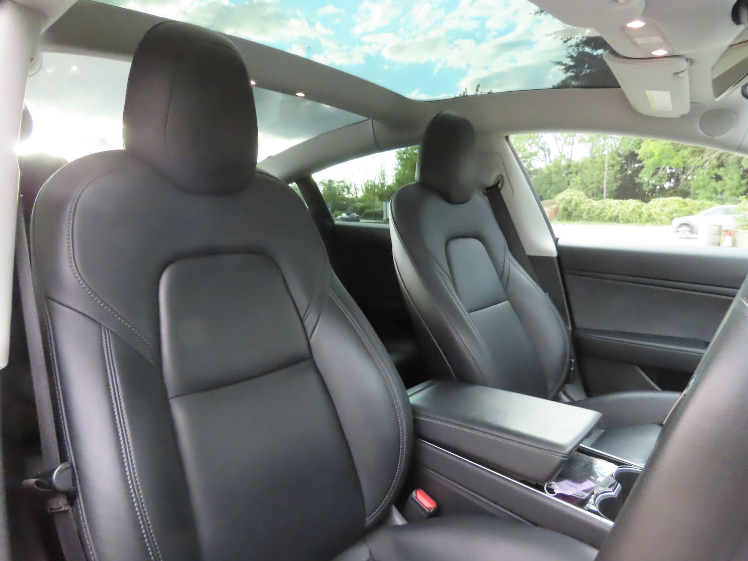 Used Tesla Model 3 2019 for sale - 76059787: Photo 8