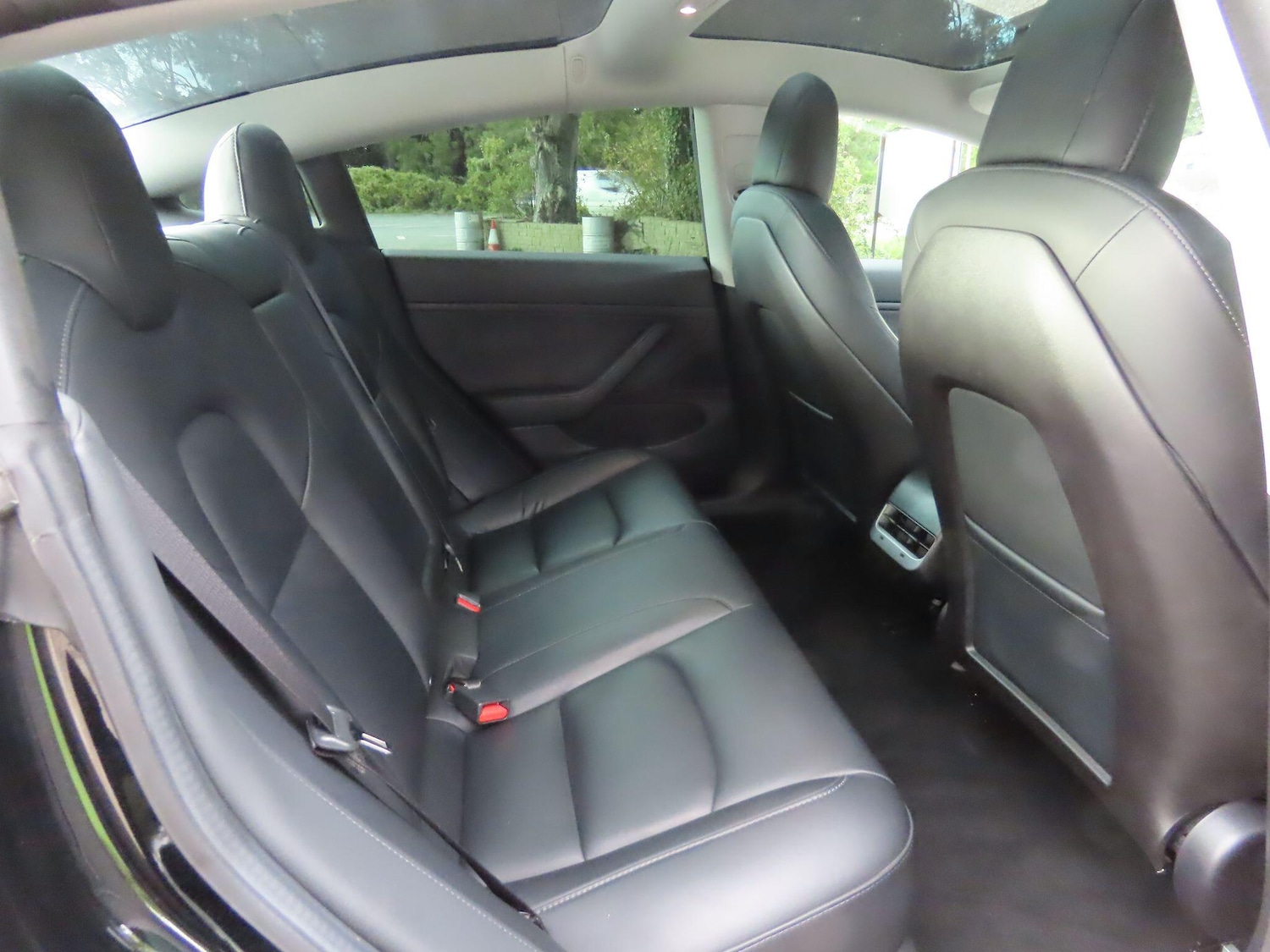 Used Tesla Model 3 2019 for sale - 76059787: Photo 9