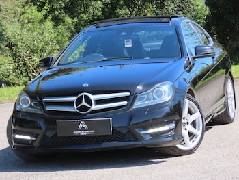 Used Mercedes-Benz C Class 2015 for sale - 78384270: Photo
