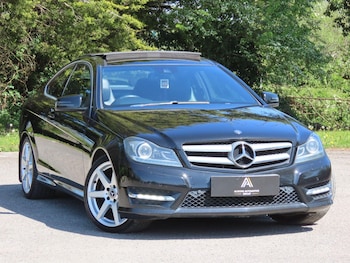 Used Mercedes-Benz C Class 2015 for sale - 78384270: Photo