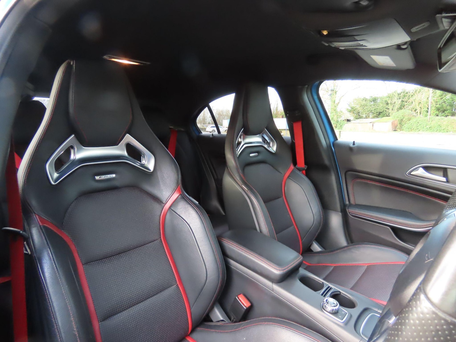 Used Mercedes-Benz A-Class 2015 for sale - 76964736: Photo 9