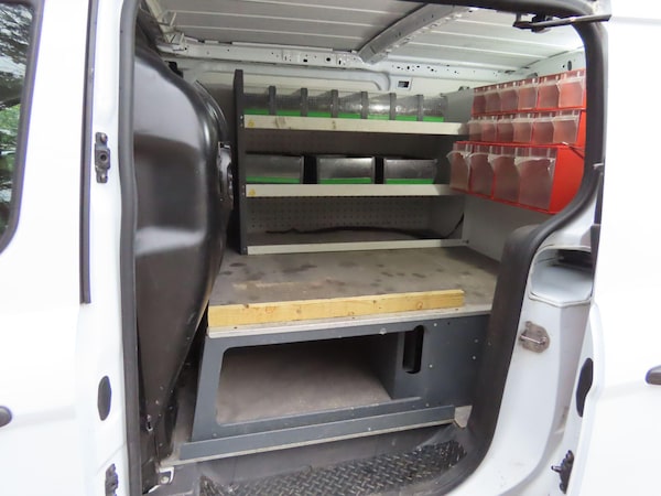 Used Ford Transit Connect 2017 for sale - 76270021: Photo 7