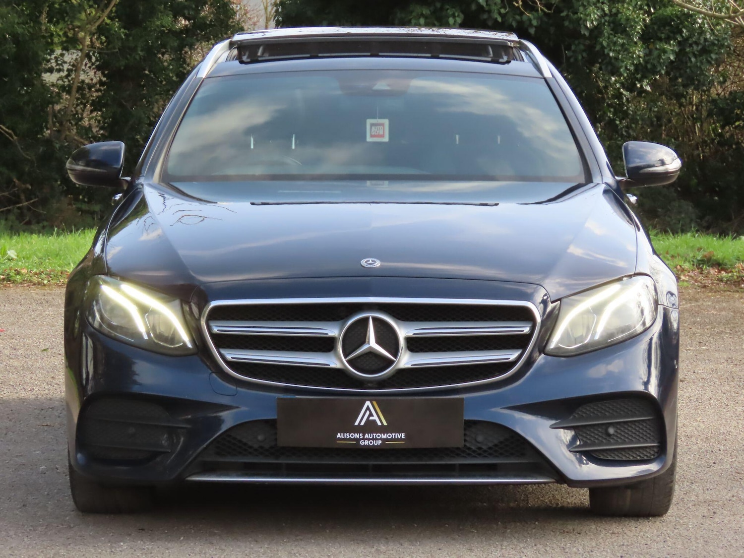 Used Mercedes-Benz E Class 2017 for sale - 77670481: Photo 3