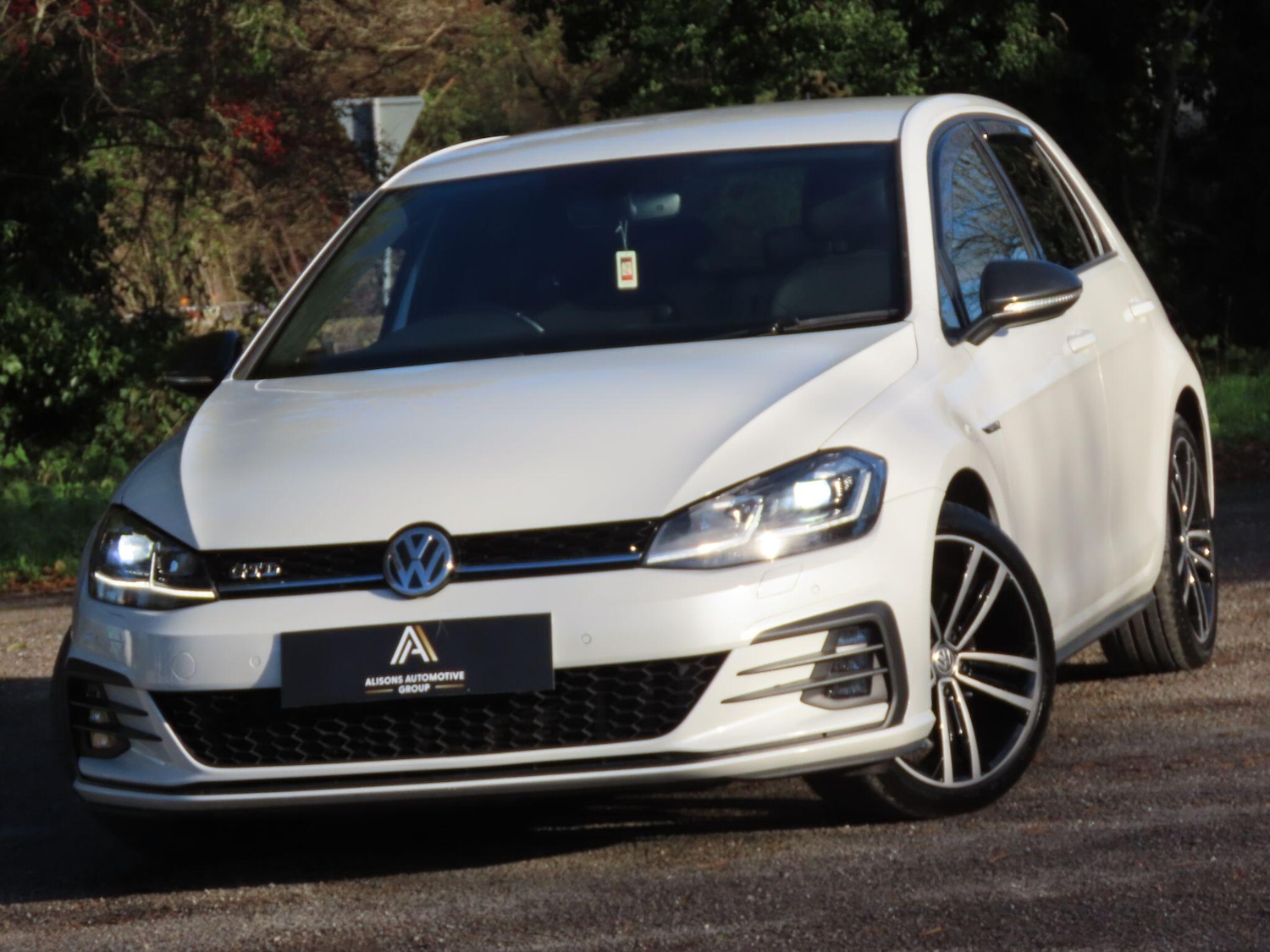 Used Volkswagen Golf for sale - 76700778: Photo 1