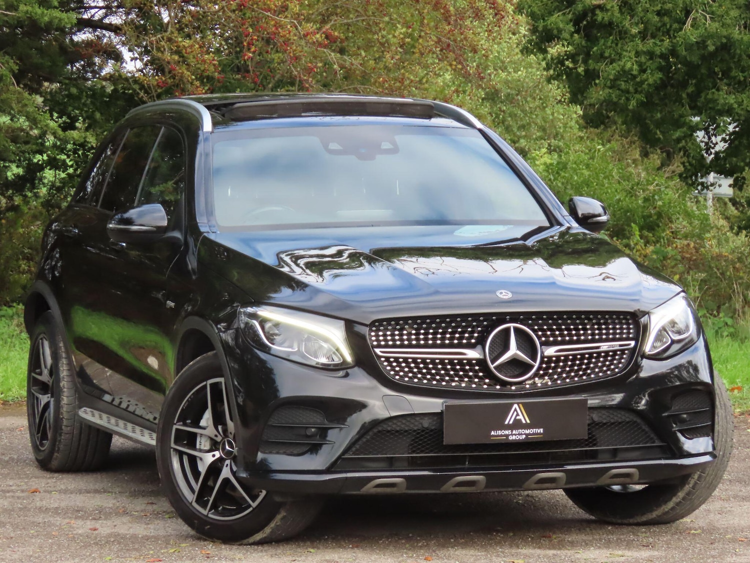 Used Mercedes-Benz GLC 2019 for sale - 76992946: Photo 3