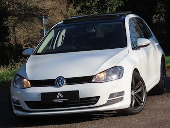 Used Volkswagen Golf 2016 for sale - 77441179: Photo