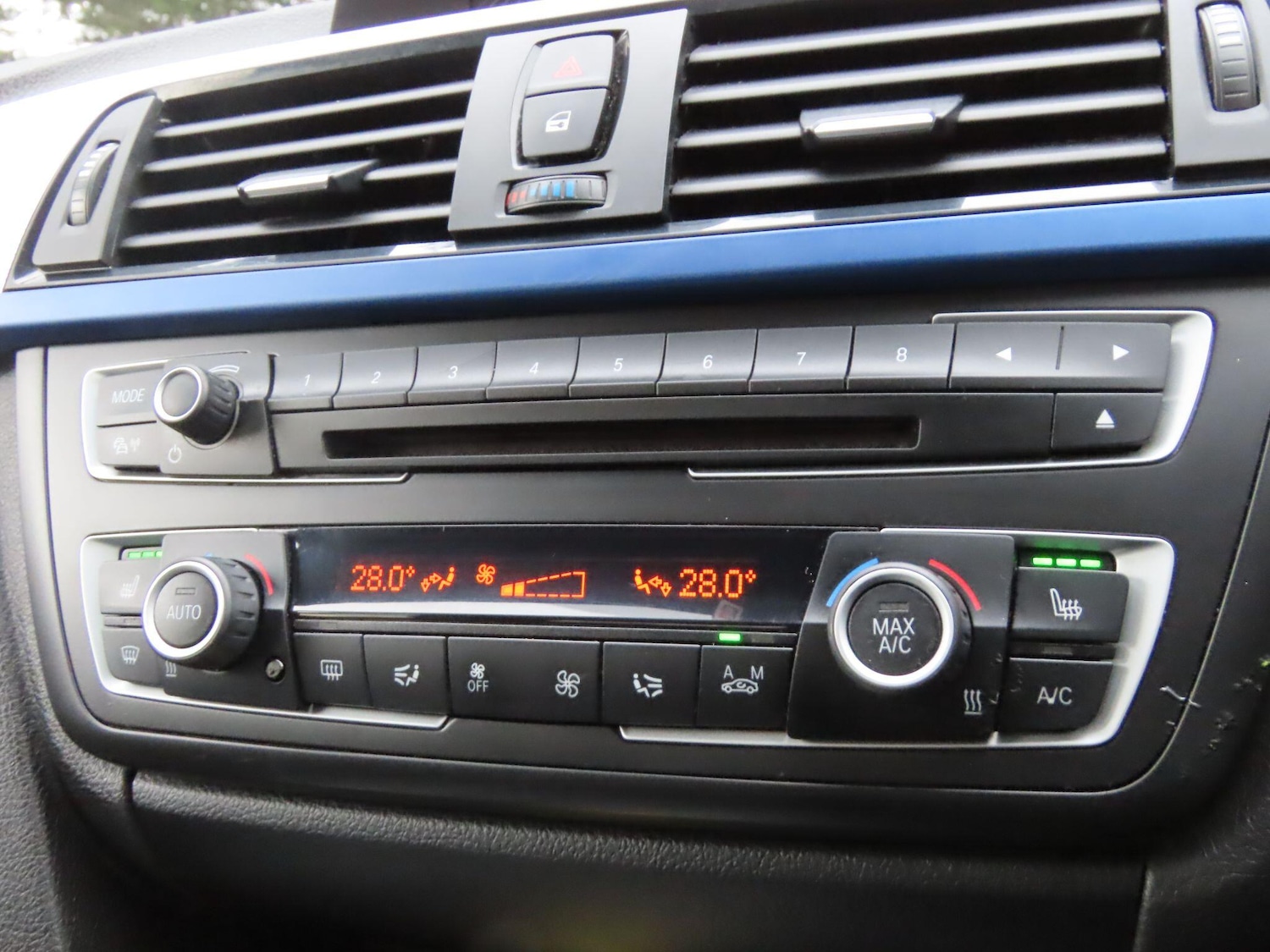 Used BMW 3 Series 2015 for sale - 77163127: Photo 13