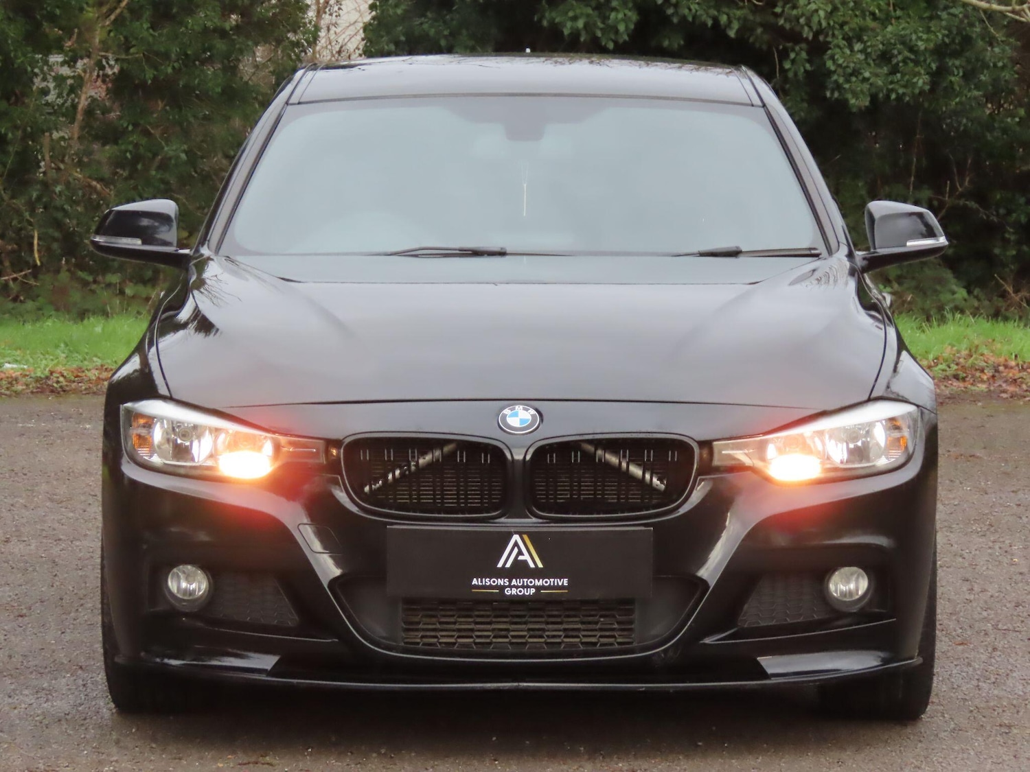 Used BMW 3 Series 2015 for sale - 77163127: Photo 2