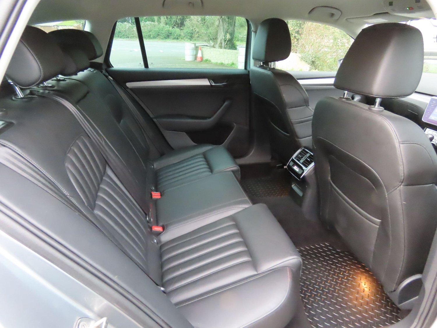 Used Skoda Superb 2019 for sale - 76887083: Photo 10