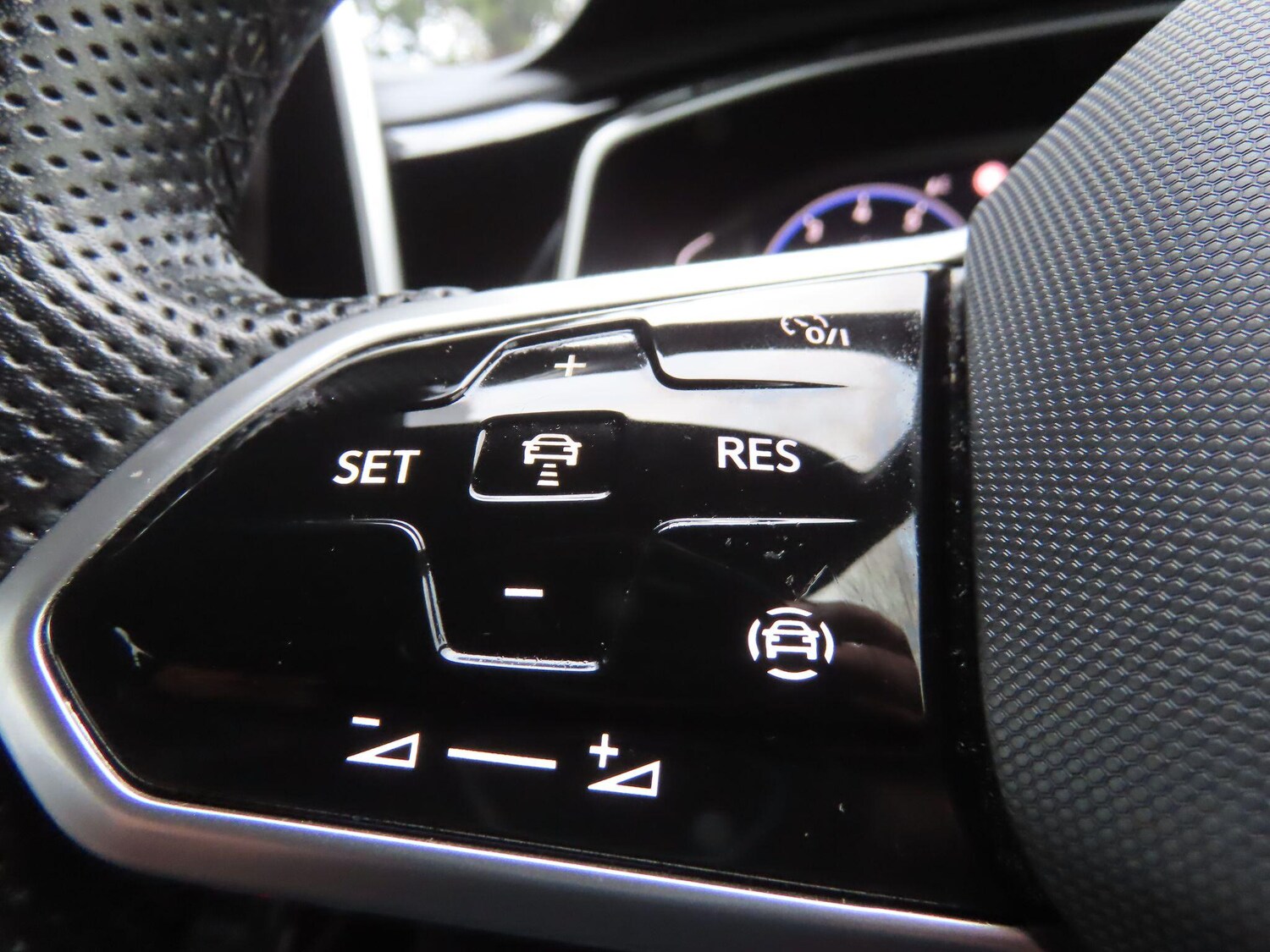 Used Volkswagen T-Roc 2022 for sale - 77497387: Photo 15