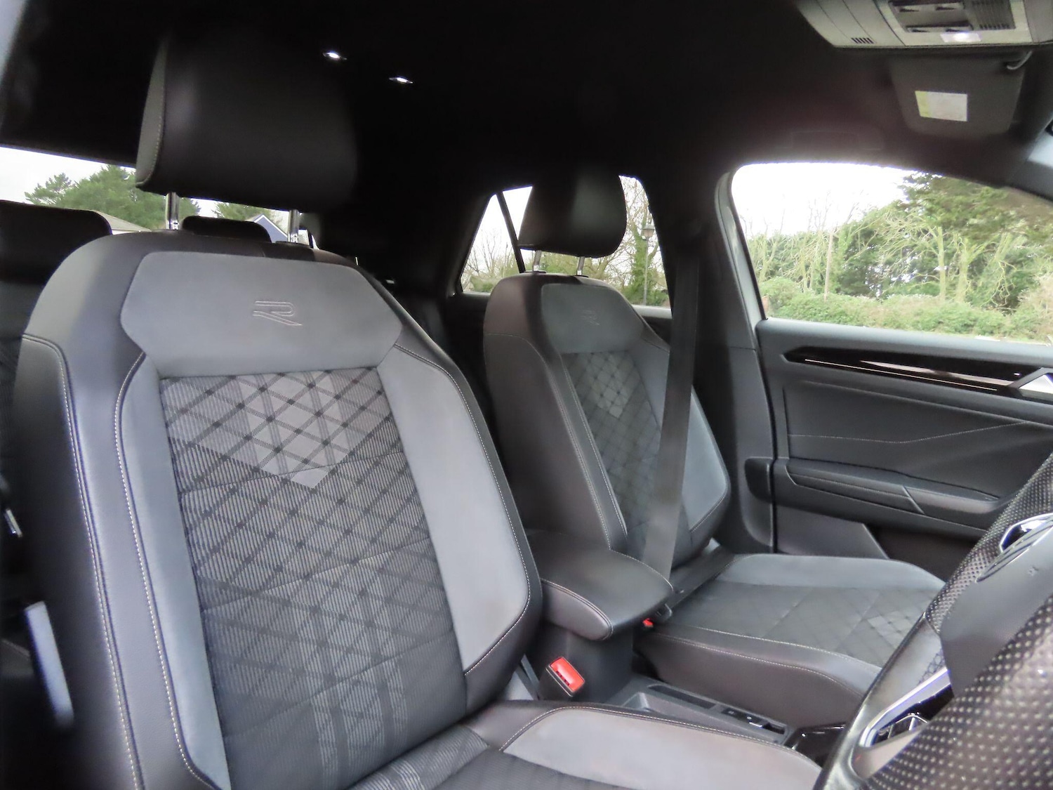 Used Volkswagen T-Roc 2022 for sale - 77497387: Photo 9