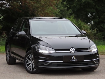 Used Volkswagen Golf 2018 for sale - 77799320: Photo