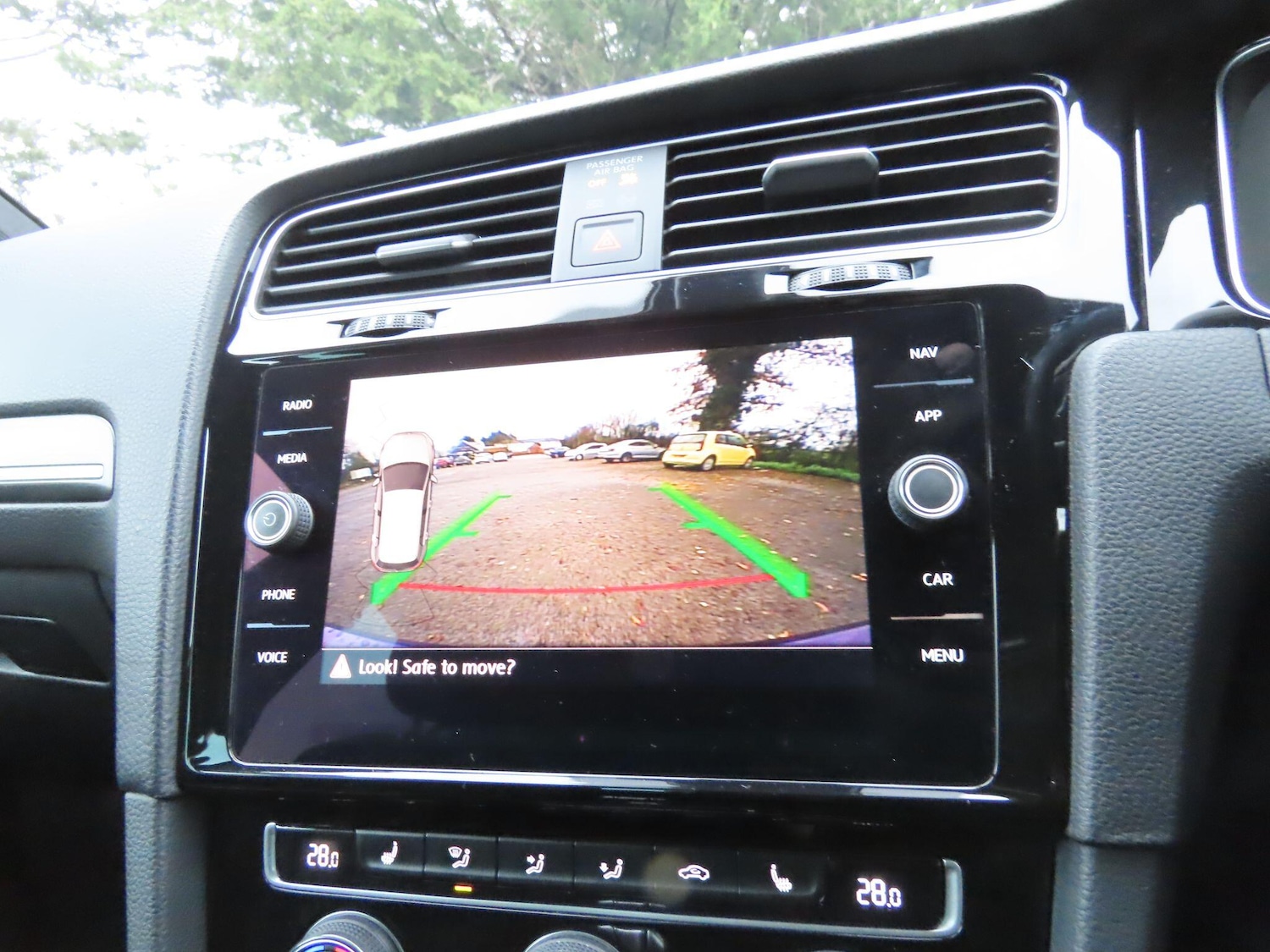 Used Volkswagen Golf 2019 for sale - 76855702: Photo 13