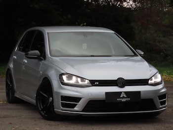 Used Volkswagen Golf 2015 for sale - 76499815: Photo