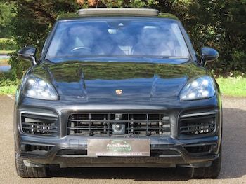 Used Porsche Cayenne 2020 for sale - 75949493: Photo