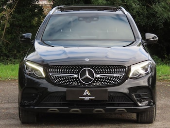 Used Mercedes-Benz GLC 2019 for sale - 76336106: Photo