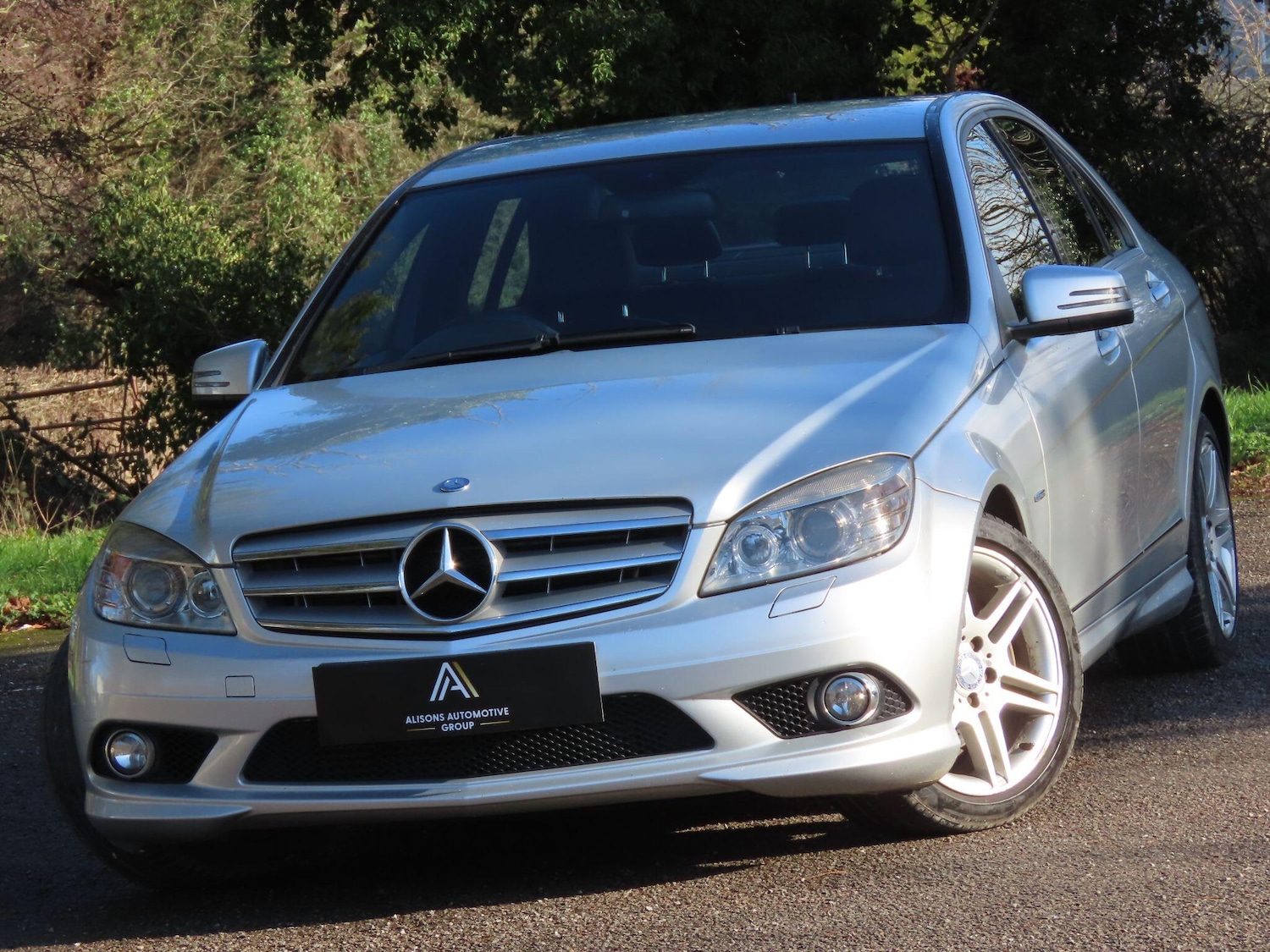 Used Mercedes-Benz C Class 2010 for sale - 77440655: Photo 2