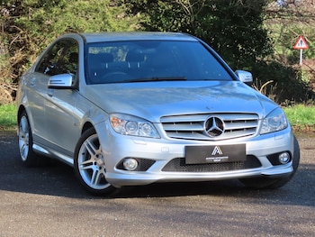Used Mercedes-Benz C Class 2010 for sale - 77440655: Photo
