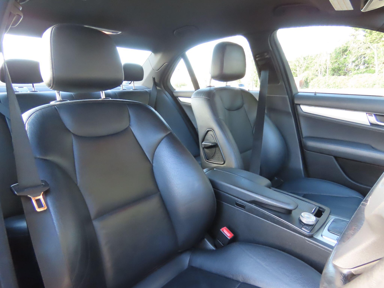 Used Mercedes-Benz C Class 2010 for sale - 77440655: Photo 9