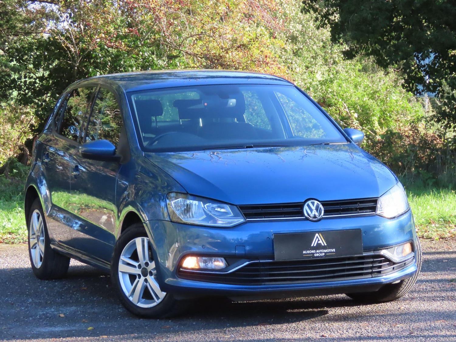 Used Volkswagen Polo 2017 for sale - 76377661: Photo 3