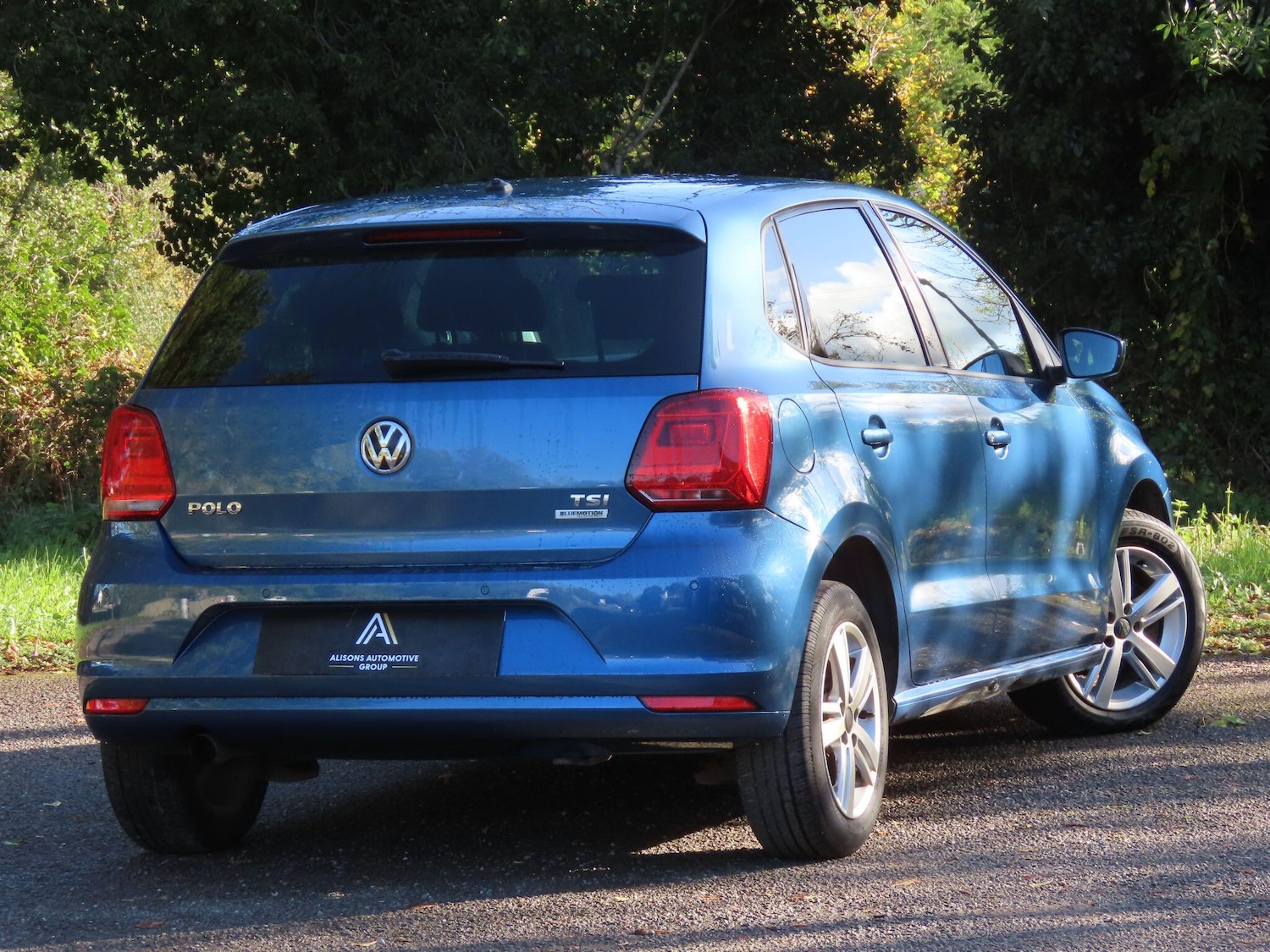 Used Volkswagen Polo 2017 for sale - 76377661: Photo 4