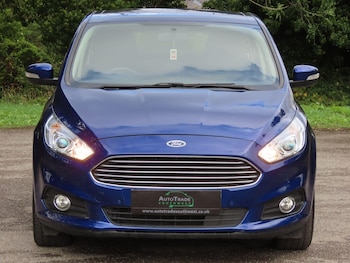 Used Ford S-Max 2017 for sale - 76988456: Photo