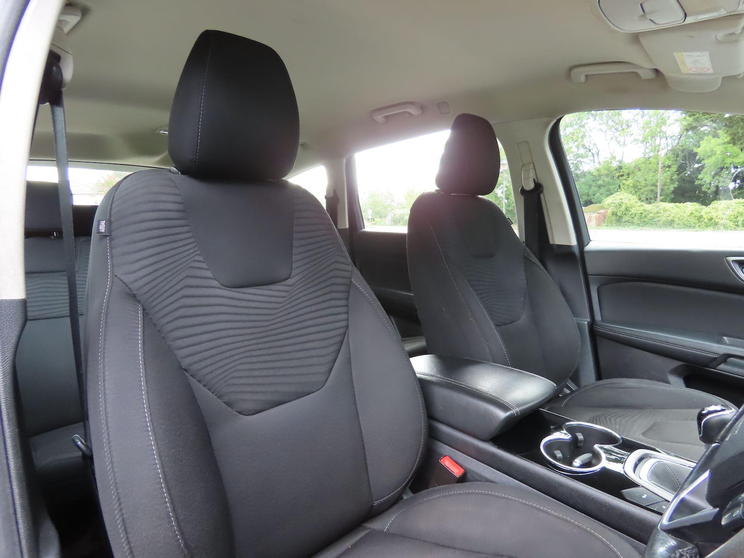 Used Ford S-Max 2017 for sale - 76988456: Photo 8