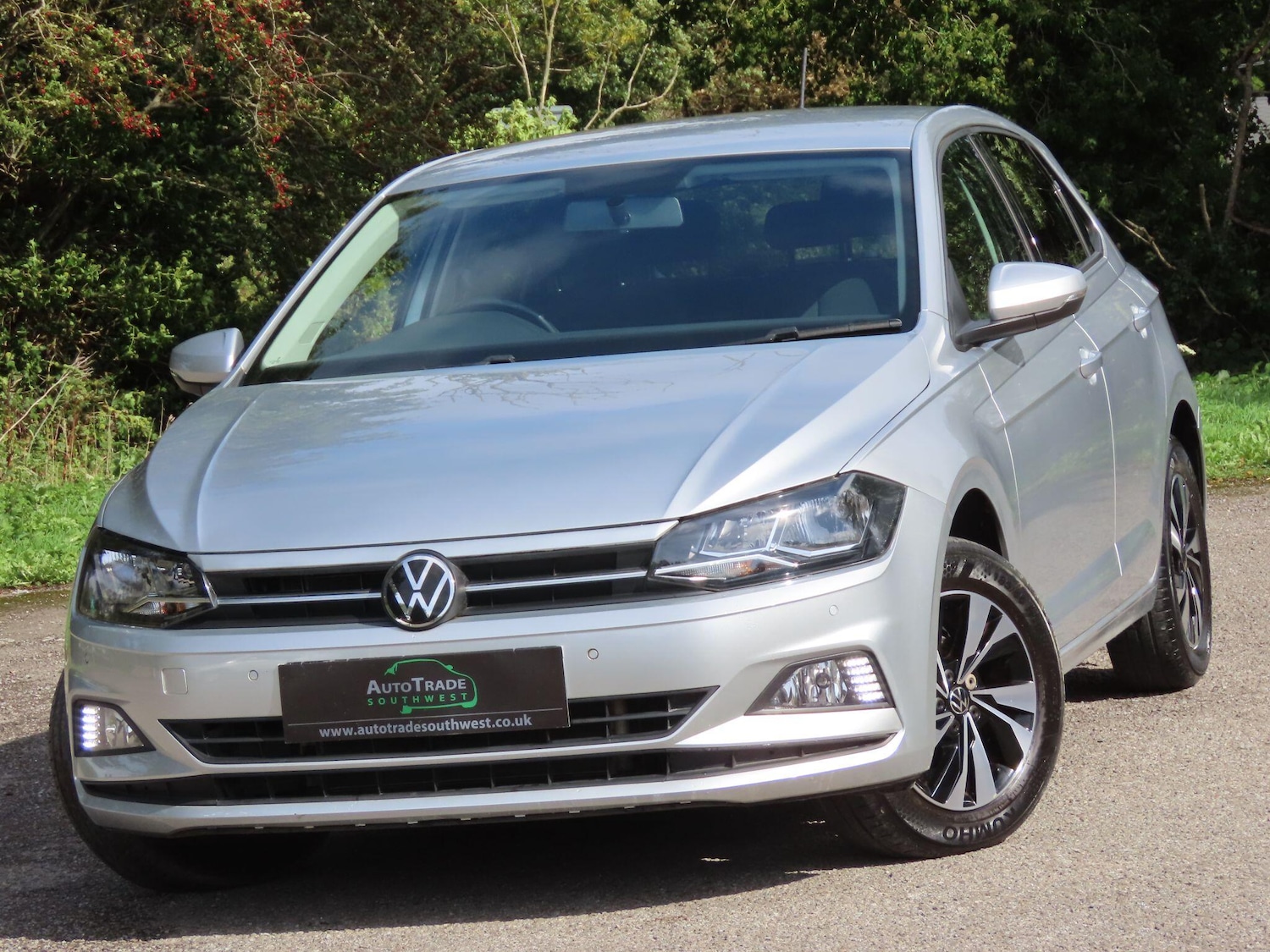 Used Volkswagen Polo 2020 for sale - 76021176: Photo 1
