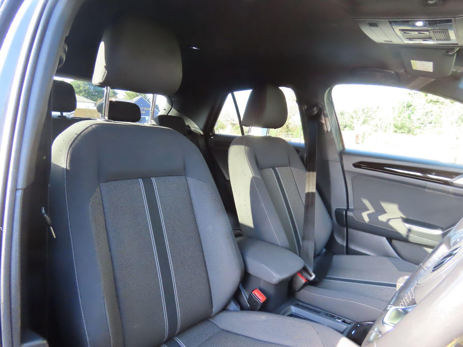 Used Volkswagen T-Roc 2021 for sale - 77439704: Photo 10