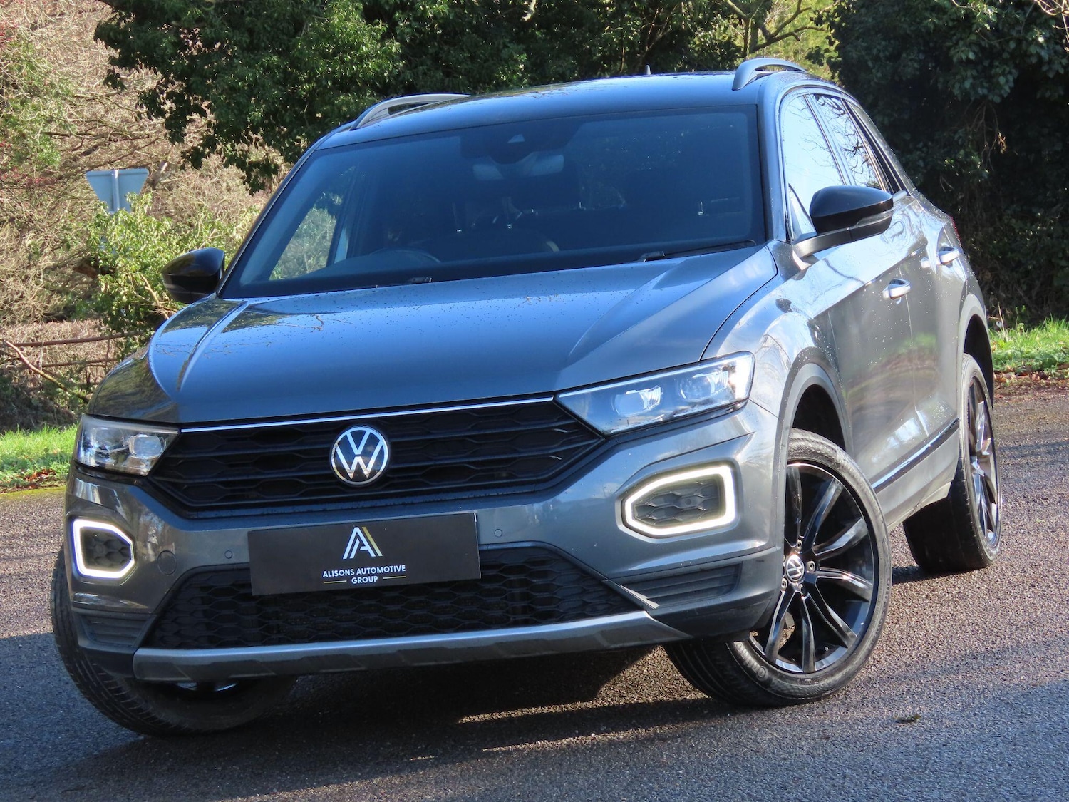 Used Volkswagen T-Roc 2021 for sale - 77439704: Photo 2