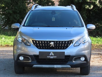 Used Peugeot 2008 2018 for sale - 76608100: Photo