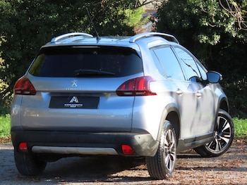 Used Peugeot 2008 2018 for sale - 76608100: Photo