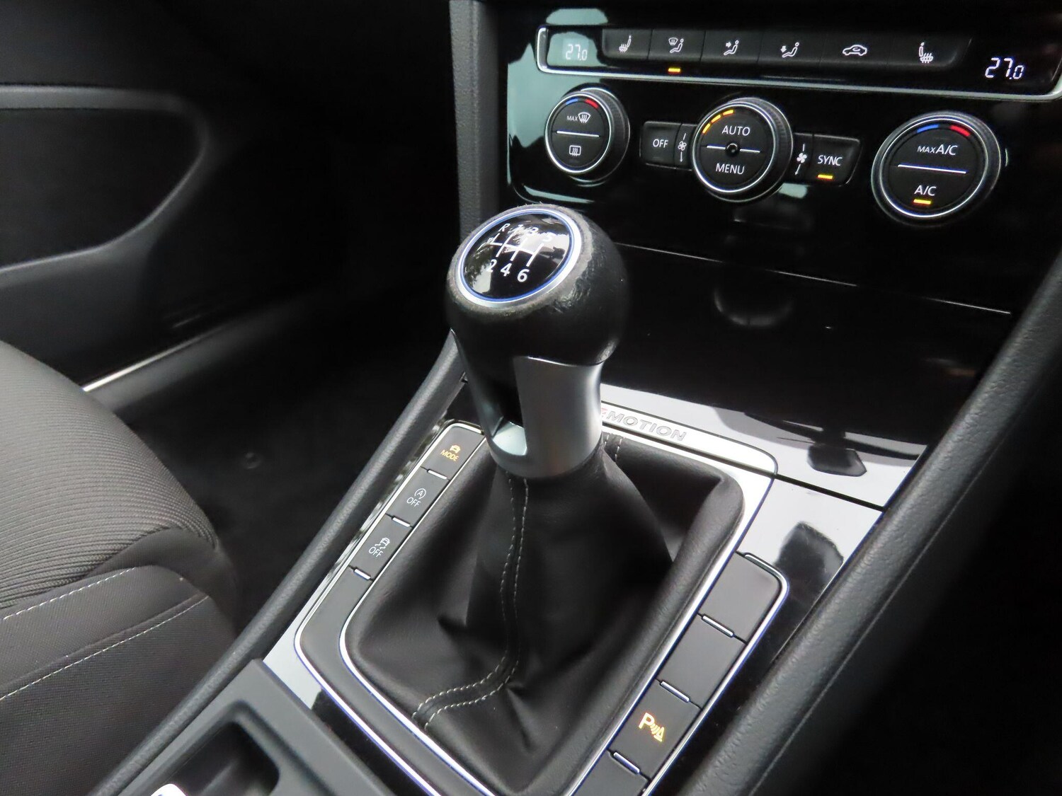 Used Volkswagen Golf 2018 for sale - 77495978: Photo 11