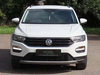 Used Volkswagen T-Roc 2020 for sale - 75977389: Photo
