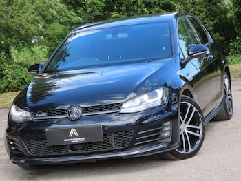 Used Volkswagen Golf 2015 for sale - 78809799: Photo