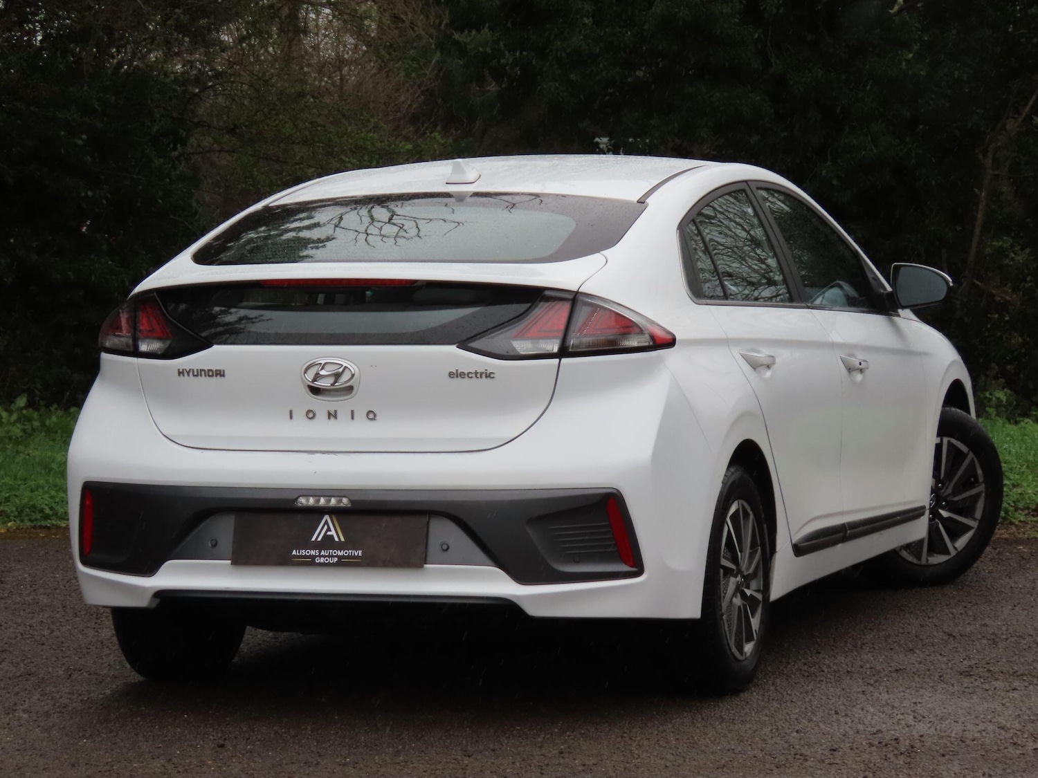 Used Hyundai IONIQ 2023 for sale - 77908848: Photo 3