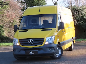 Mercedes-Benz Sprinter feature image