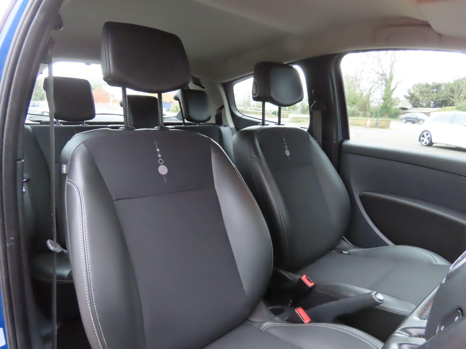 Used Renault Clio 2011 for sale - 77496961: Photo 8