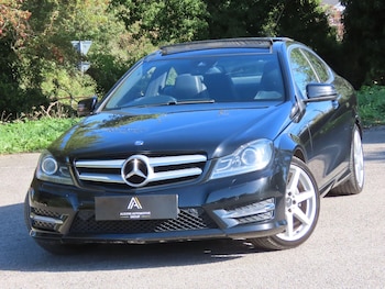 Used Mercedes-Benz C-Class 2015 for sale - 76188924: Photo