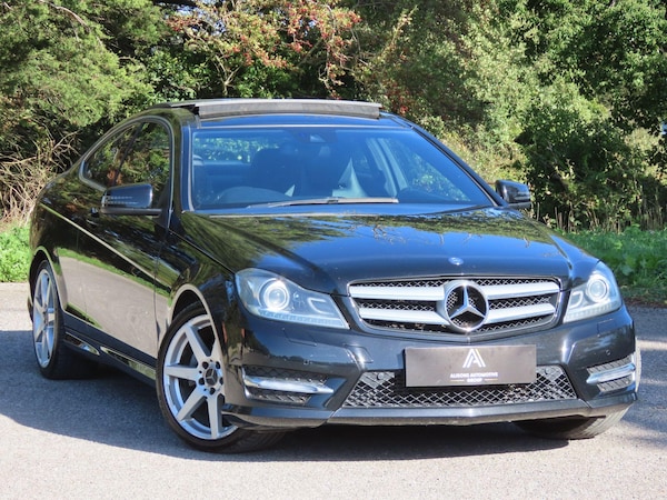 Used Mercedes-Benz C-Class 2015 for sale - 76188924: Photo 3