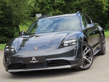 Used Porsche Taycan 2021 for sale - 79229661: Photo
