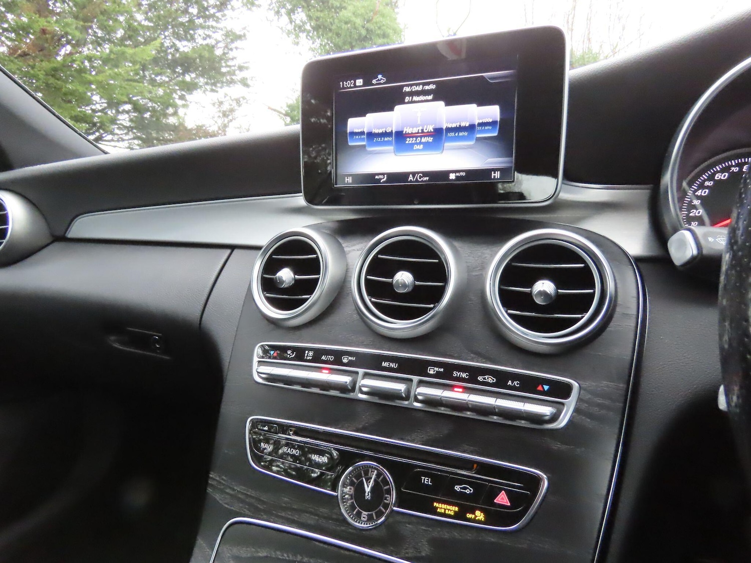 Used Mercedes-Benz C Class 2017 for sale - 77538325: Photo 12