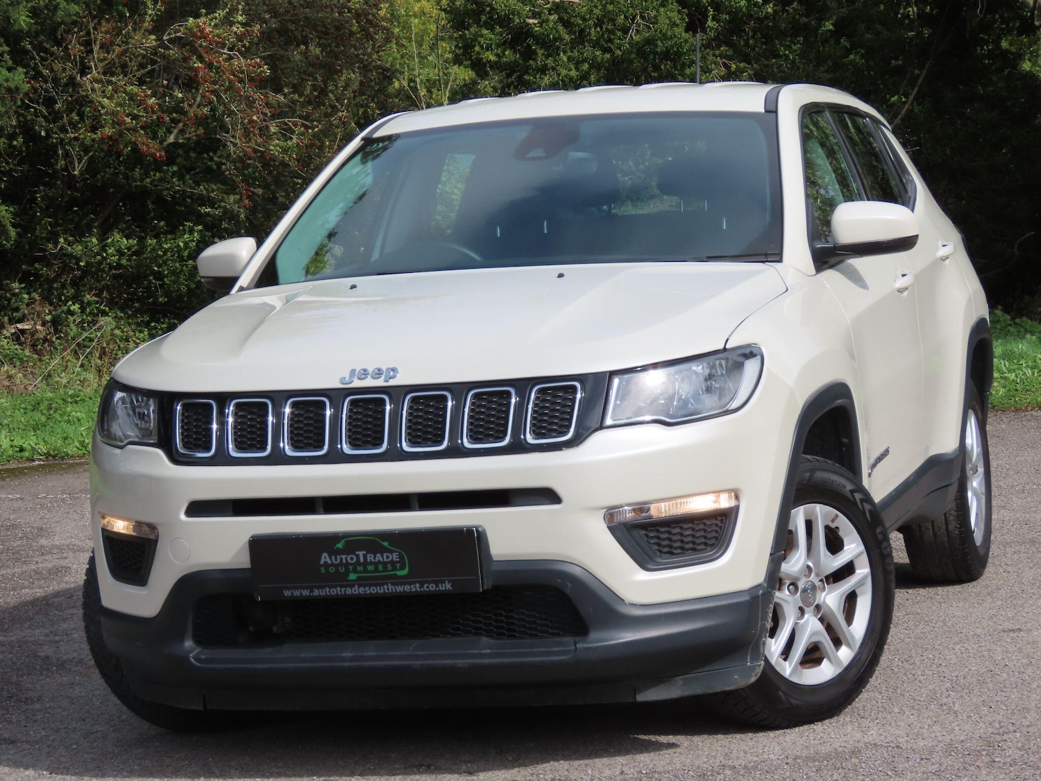 Used Jeep Compass 2018 for sale - 76020255: Photo 1