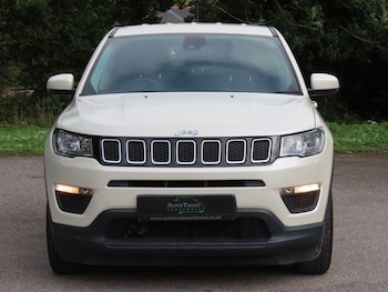 Used Jeep Compass 2018 for sale - 76020255: Photo 2